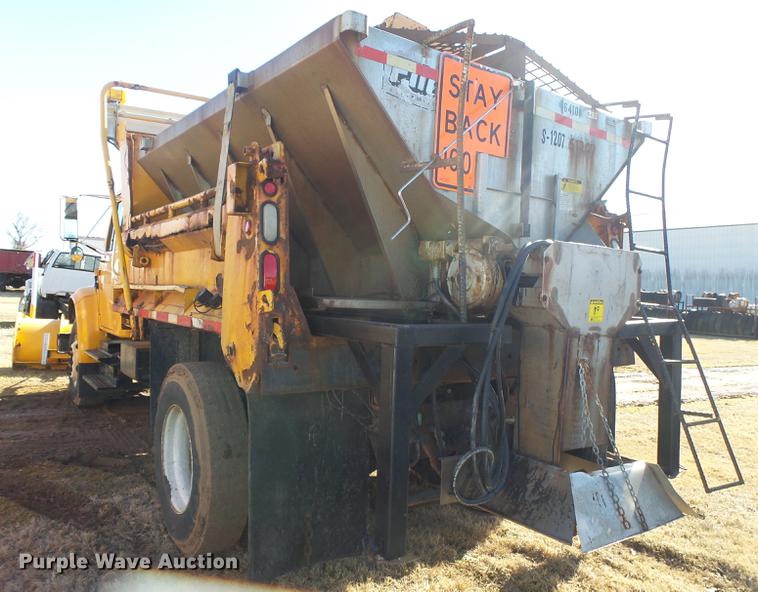 image for item DB7299 2001 International 4900 dump truck