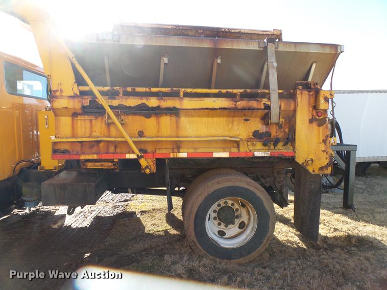 image for item DB7299 2001 International 4900 dump truck