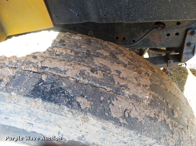 image for item DB7299 2001 International 4900 dump truck