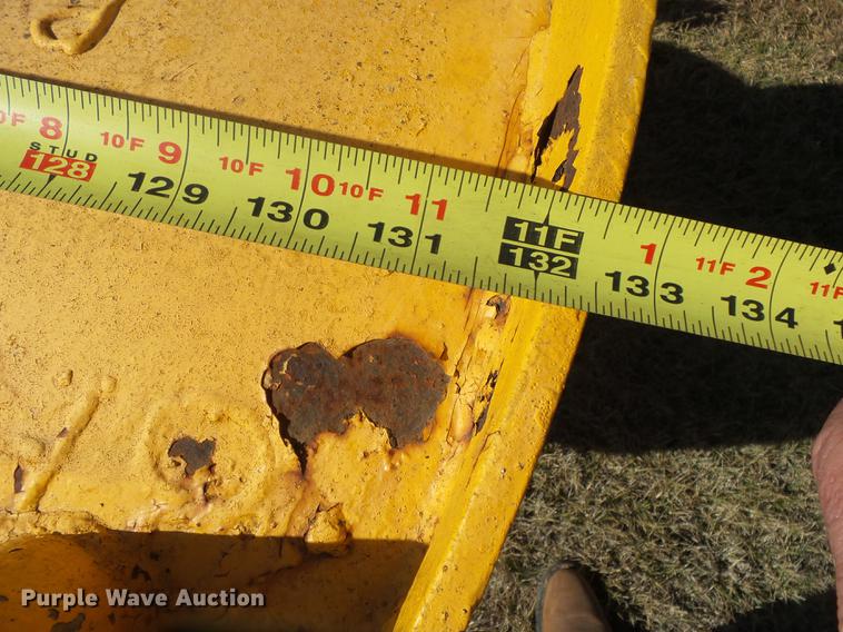 image for item DB7299 2001 International 4900 dump truck