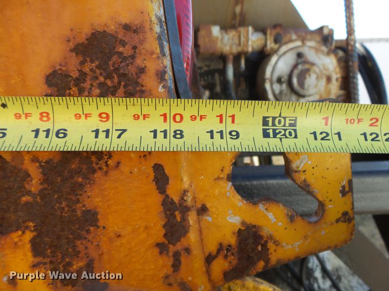 image for item DB7299 2001 International 4900 dump truck