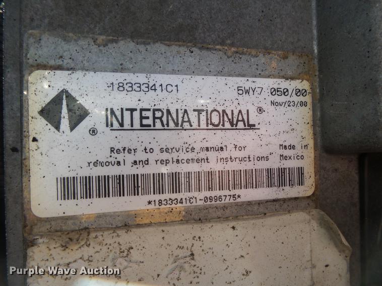 image for item DB7299 2001 International 4900 dump truck