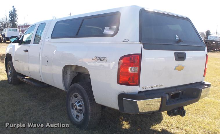 image for item DB7300 2011 Chevrolet Silverado 2500HD Ext. Cab pickup truck