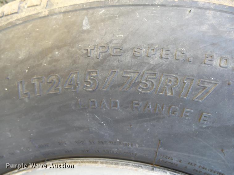 image for item DB7300 2011 Chevrolet Silverado 2500HD Ext. Cab pickup truck