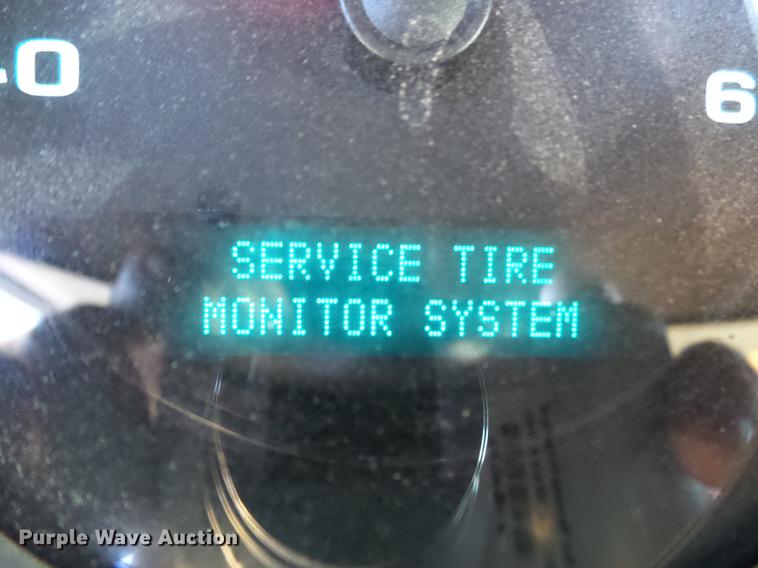 image for item DB7300 2011 Chevrolet Silverado 2500HD Ext. Cab pickup truck