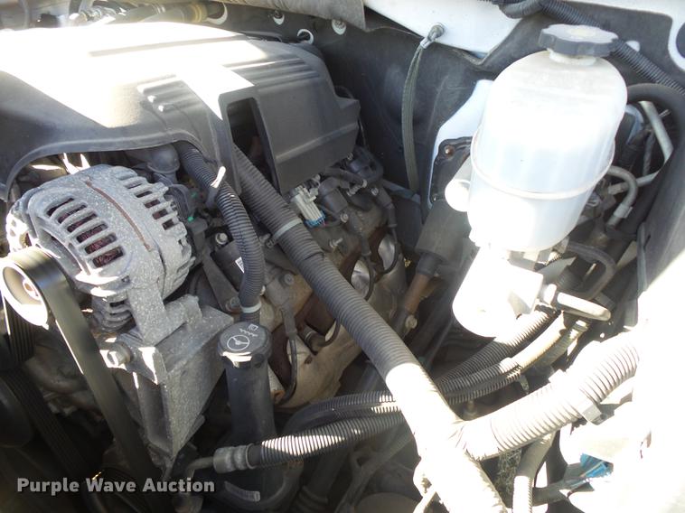 image for item DB7300 2011 Chevrolet Silverado 2500HD Ext. Cab pickup truck