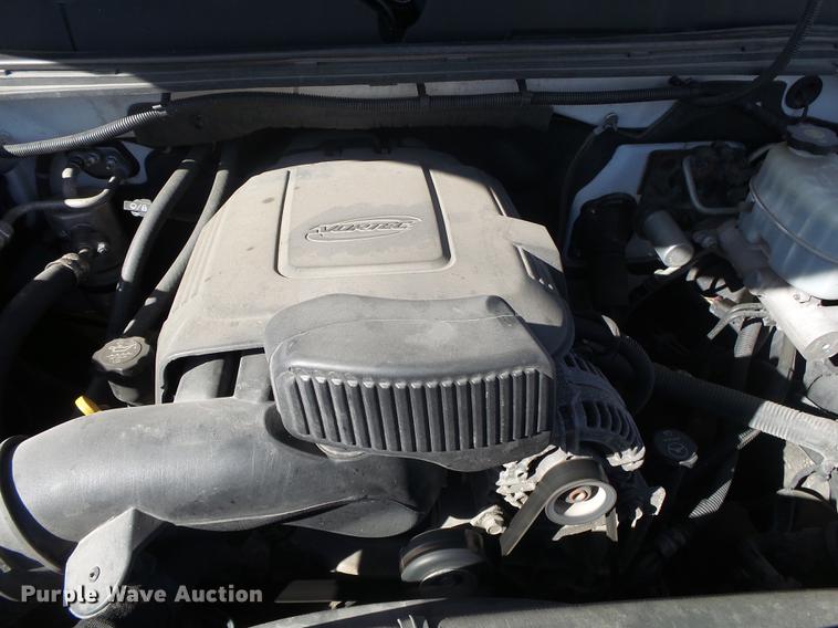 image for item DB7300 2011 Chevrolet Silverado 2500HD Ext. Cab pickup truck