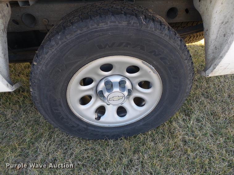 image for item DB7301 2007 Chevrolet Silverado 1500 Ext. Cab pickup truck