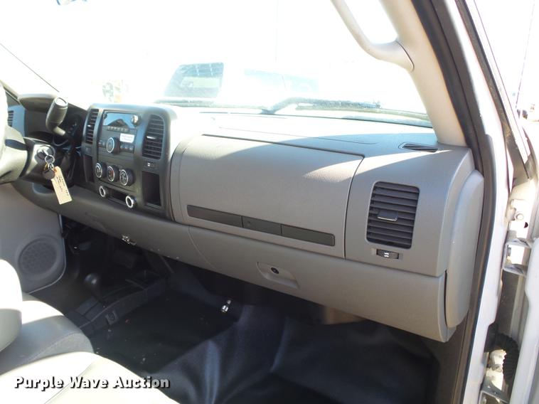 image for item DB7301 2007 Chevrolet Silverado 1500 Ext. Cab pickup truck