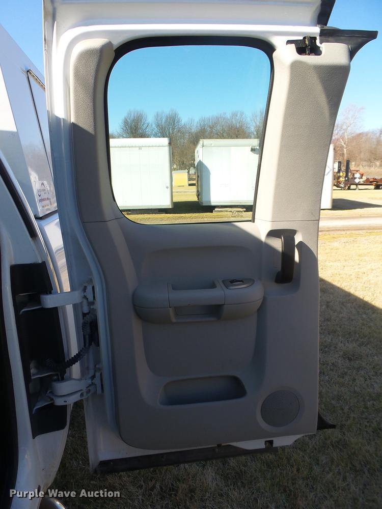 image for item DB7301 2007 Chevrolet Silverado 1500 Ext. Cab pickup truck