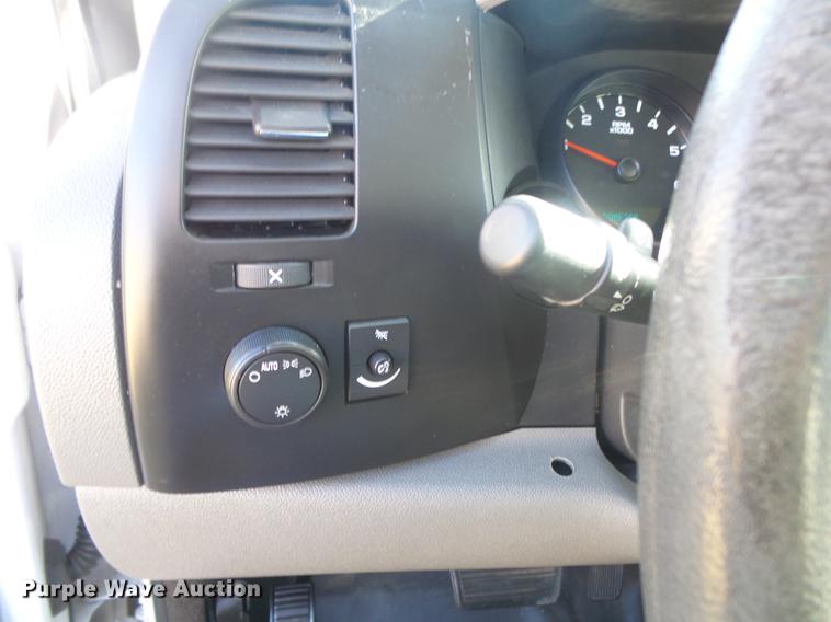 image for item DB7301 2007 Chevrolet Silverado 1500 Ext. Cab pickup truck