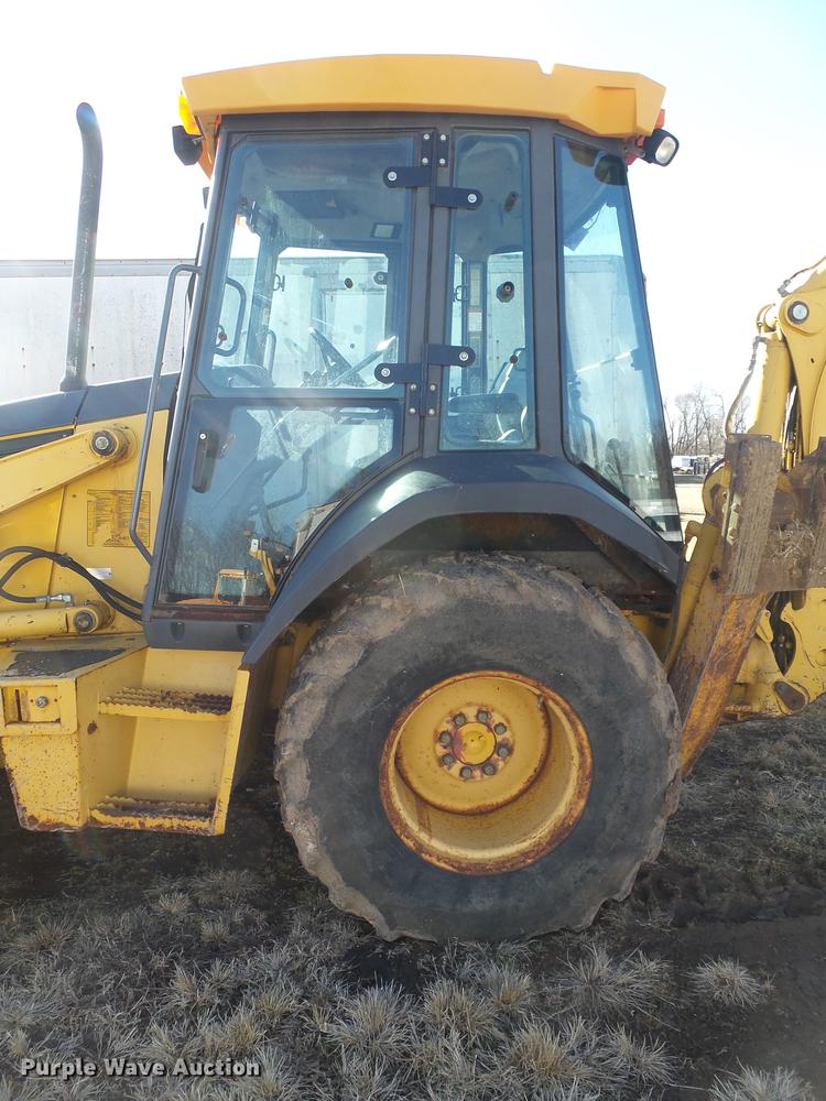 image for item DB7302 2002 John Deere 310 SG backhoe