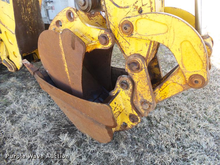image for item DB7302 2002 John Deere 310 SG backhoe