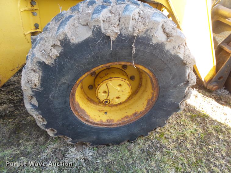 image for item DB7302 2002 John Deere 310 SG backhoe