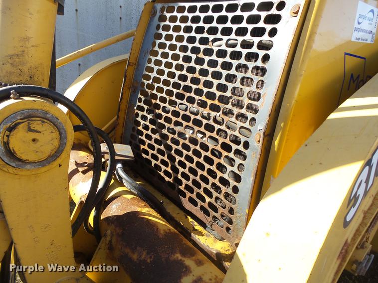 image for item DB7302 2002 John Deere 310 SG backhoe