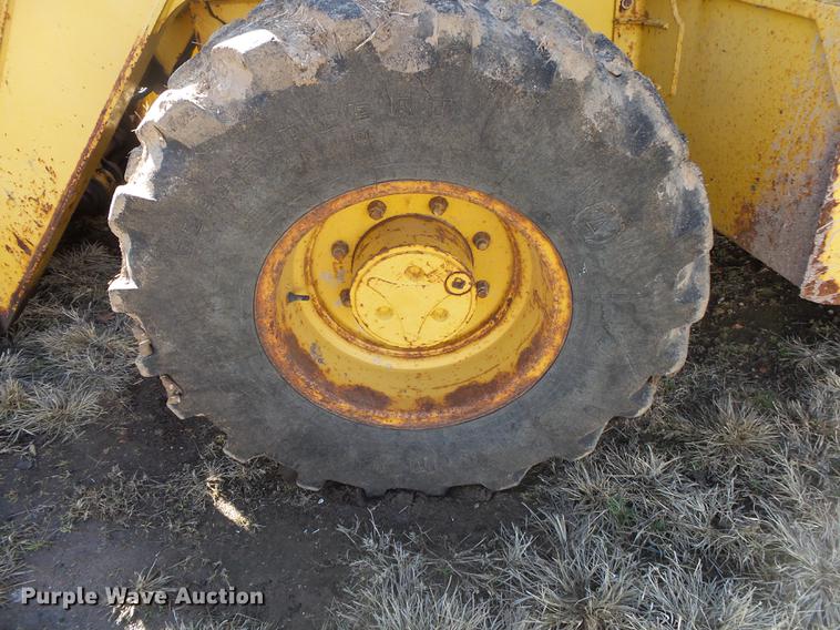 image for item DB7302 2002 John Deere 310 SG backhoe