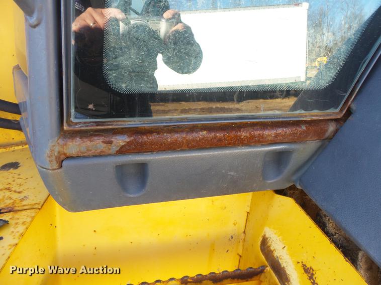 image for item DB7302 2002 John Deere 310 SG backhoe