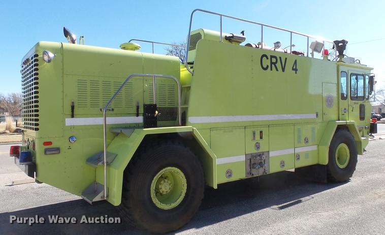 image for item DC0544 1991 Oshkosh T1500 fire truck