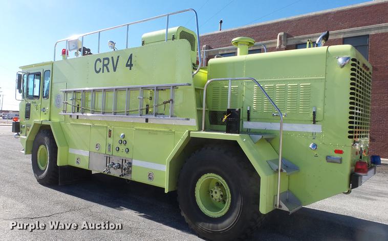 image for item DC0544 1991 Oshkosh T1500 fire truck