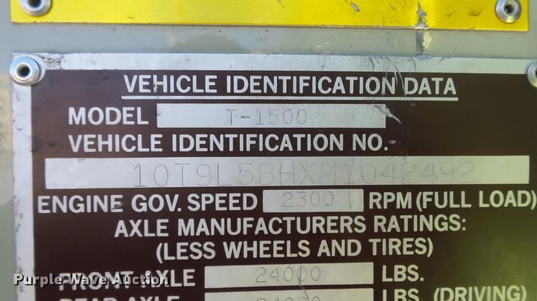 image for item DC0544 1991 Oshkosh T1500 fire truck