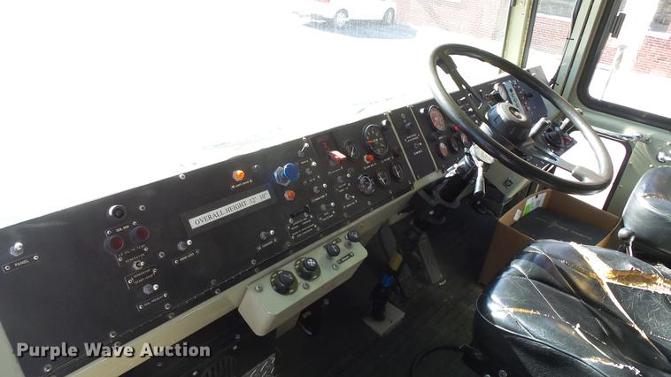 image for item DC0544 1991 Oshkosh T1500 fire truck