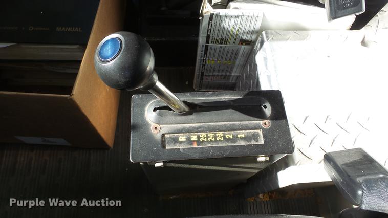 image for item DC0544 1991 Oshkosh T1500 fire truck