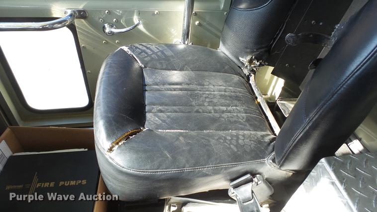 image for item DC0544 1991 Oshkosh T1500 fire truck