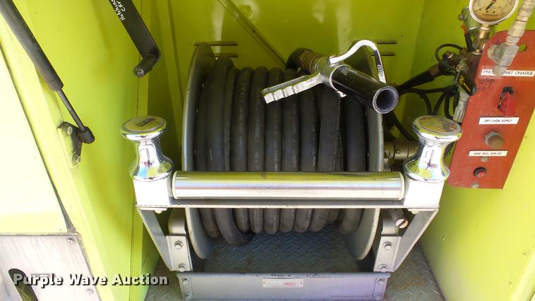 image for item DC0544 1991 Oshkosh T1500 fire truck