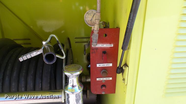 image for item DC0544 1991 Oshkosh T1500 fire truck