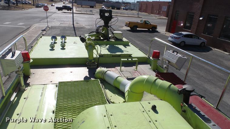 image for item DC0544 1991 Oshkosh T1500 fire truck