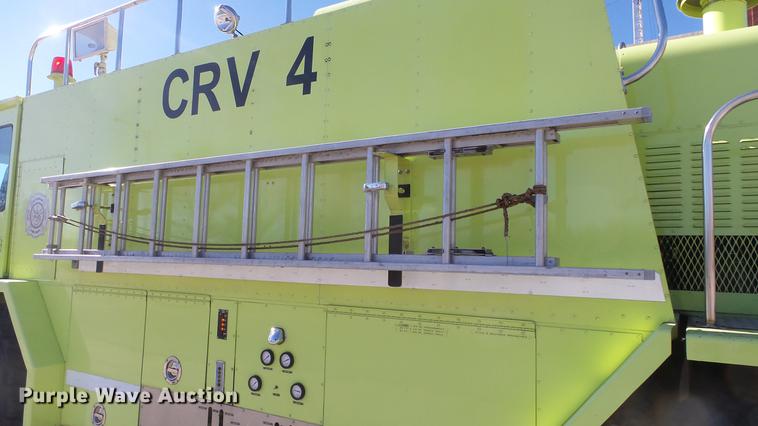 image for item DC0544 1991 Oshkosh T1500 fire truck