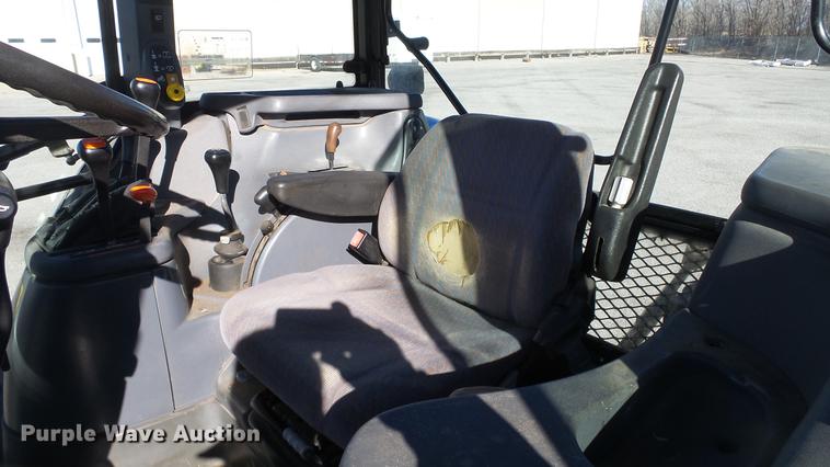 image for item DC0548 New Holland TS90 tractor