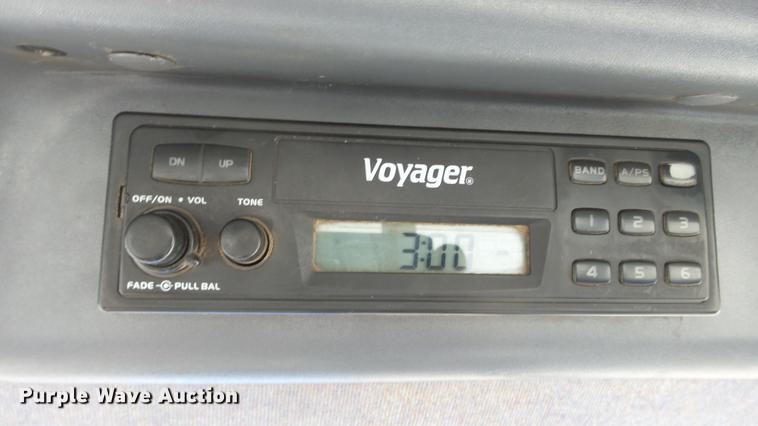 image for item DC0548 New Holland TS90 tractor