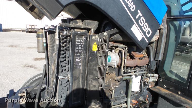 image for item DC0548 New Holland TS90 tractor