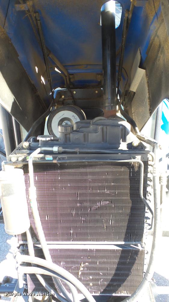 image for item DC0548 New Holland TS90 tractor