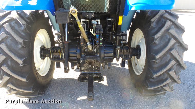 image for item DC0548 New Holland TS90 tractor