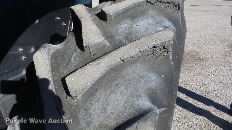 image for item DC0548 New Holland TS90 tractor