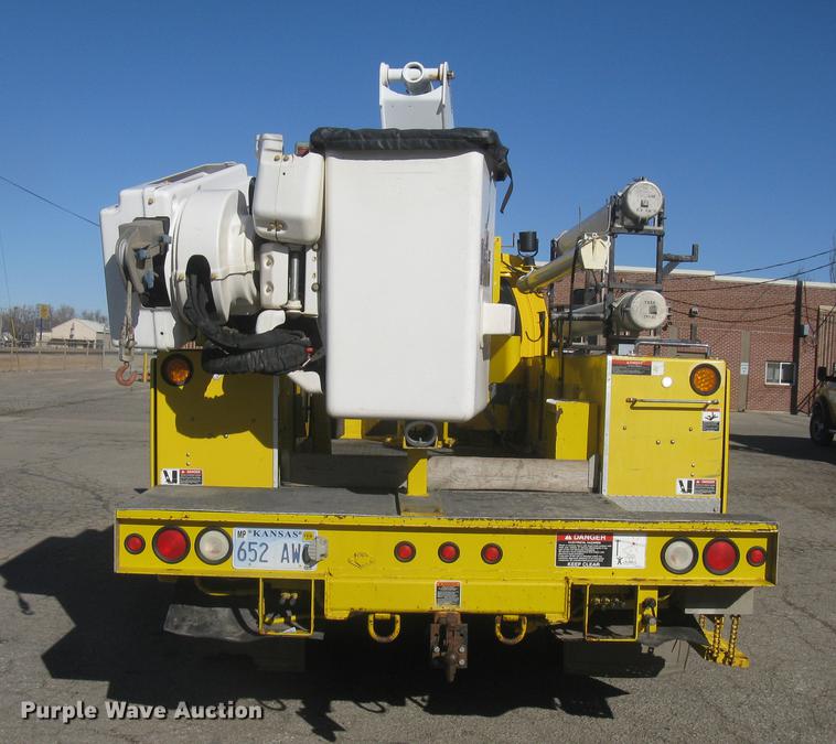 image for item DC2346 2008 GMC C5500 bucket truck