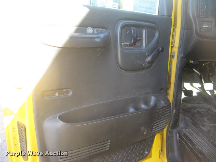 image for item DC2346 2008 GMC C5500 bucket truck