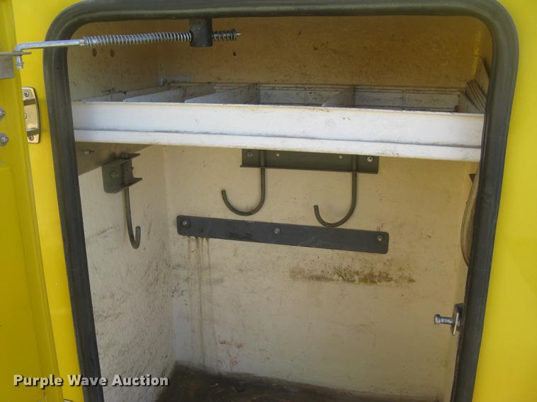 image for item DC2346 2008 GMC C5500 bucket truck