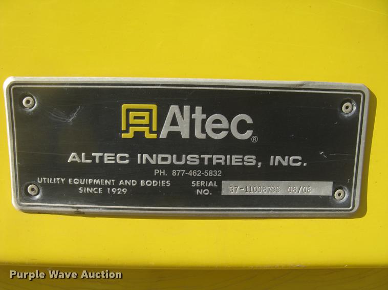 image for item DC2346 2008 GMC C5500 bucket truck