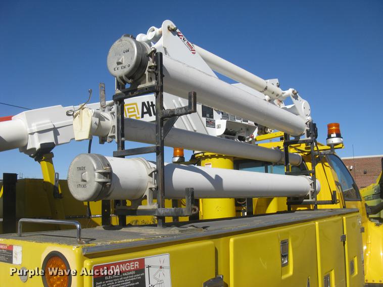 image for item DC2346 2008 GMC C5500 bucket truck