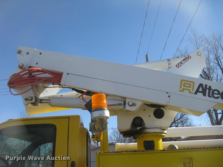 image for item DC2346 2008 GMC C5500 bucket truck
