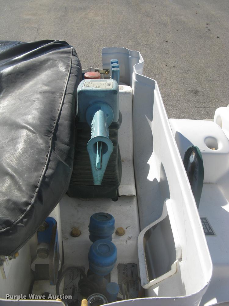 image for item DC2346 2008 GMC C5500 bucket truck