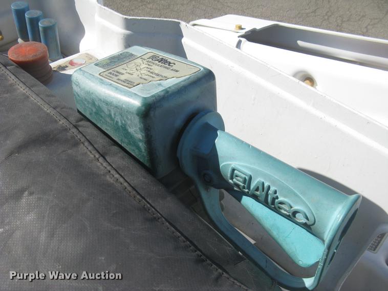 image for item DC2346 2008 GMC C5500 bucket truck