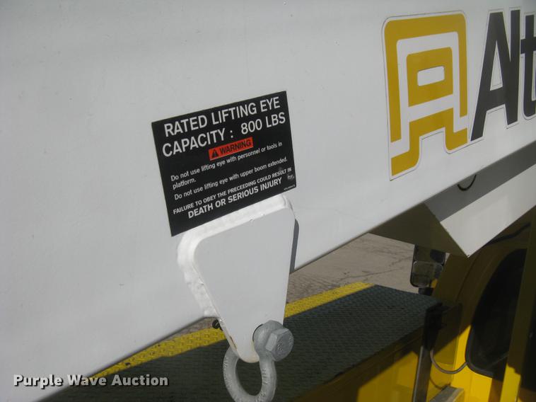 image for item DC2346 2008 GMC C5500 bucket truck