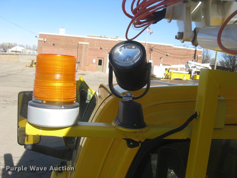 image for item DC2346 2008 GMC C5500 bucket truck