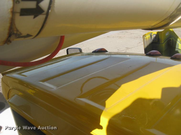 image for item DC2346 2008 GMC C5500 bucket truck