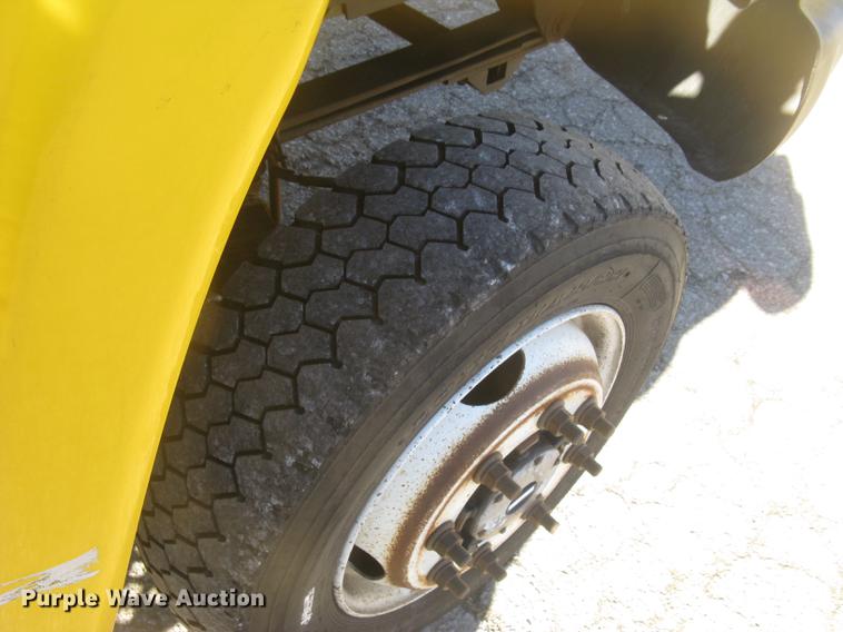 image for item DC2346 2008 GMC C5500 bucket truck