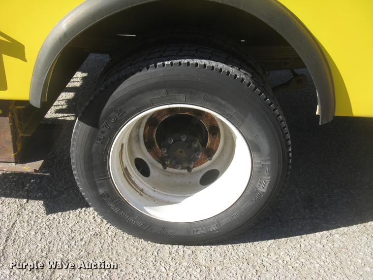 image for item DC2346 2008 GMC C5500 bucket truck